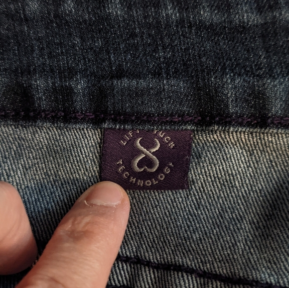 NYDJ Straight Leg Jeans Size 10P - Picture 8 of 11